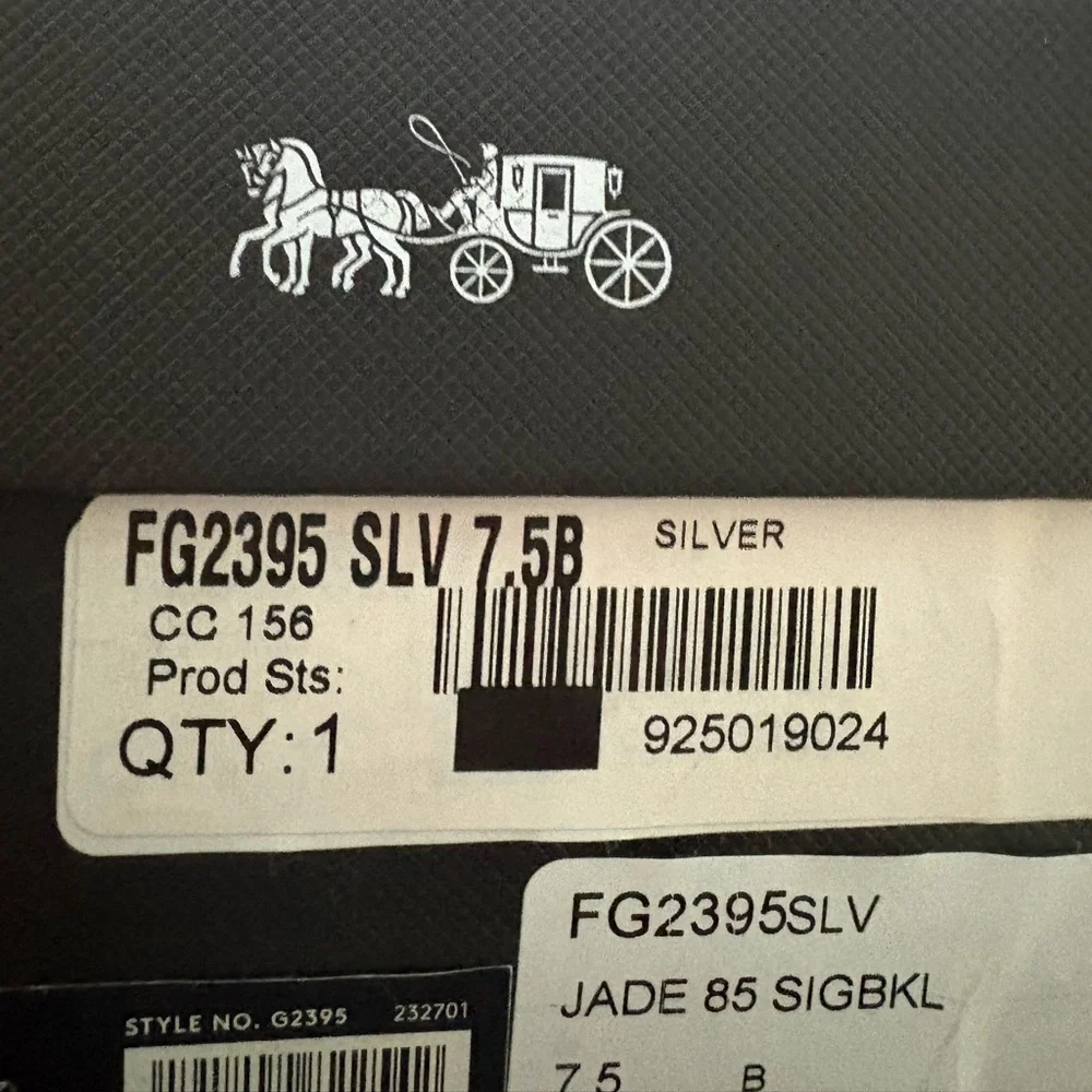 NIB Coach stunning silver heels with signature buckle - Picture 13 of 13